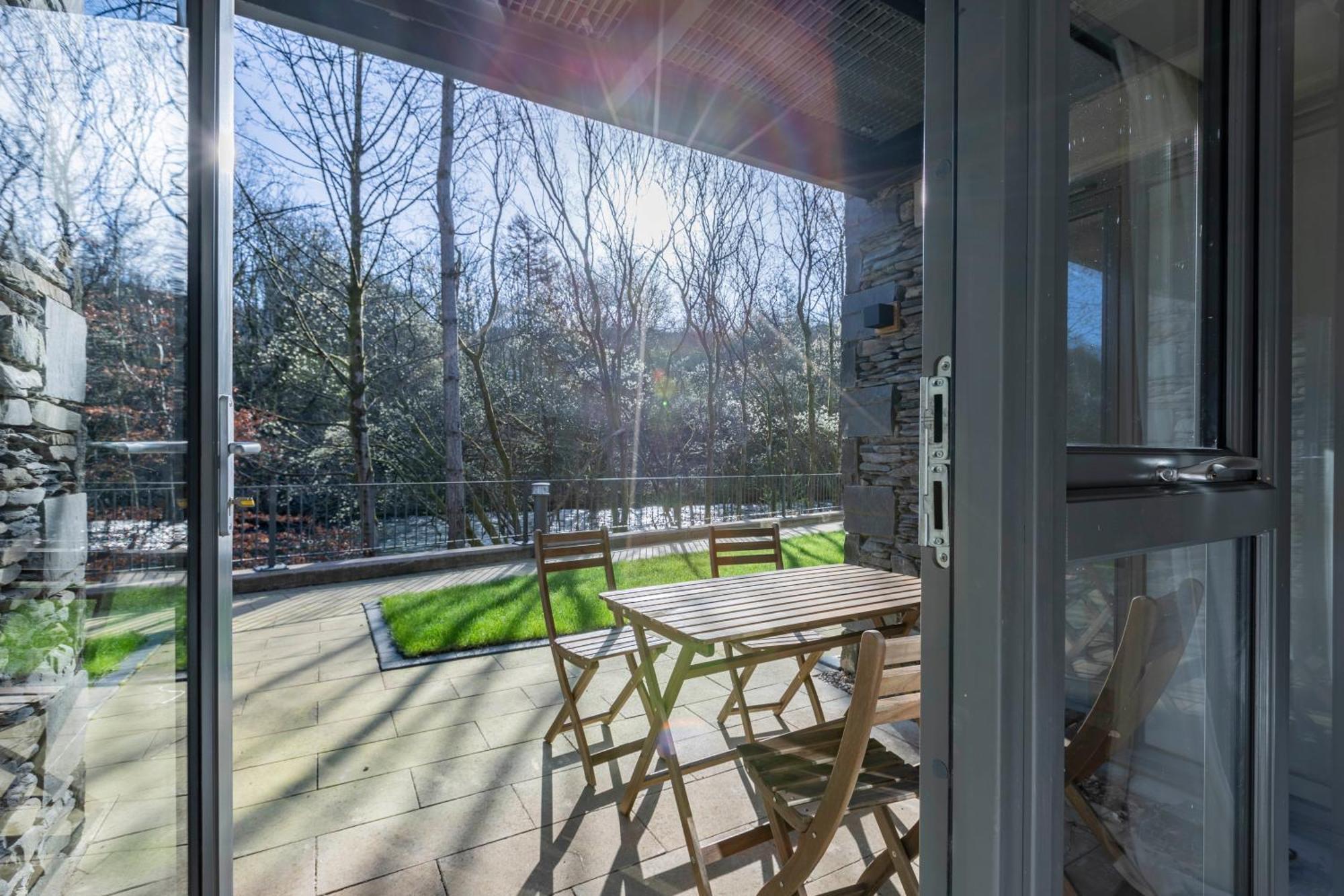 Apartments In Lake District Backbarrow Bagian luar foto